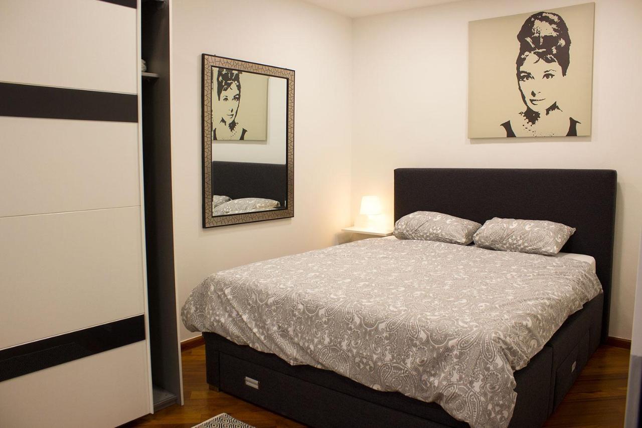 Apartment Creative App 3 *